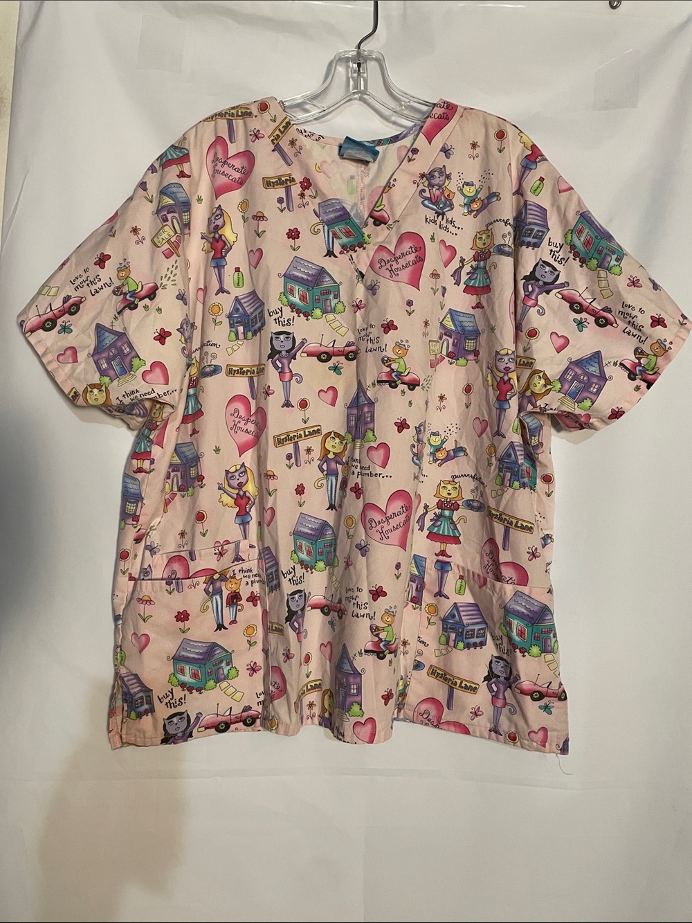 Pink Desparate Housecats Cartoon-Print Short Sleeve Scrub Top, L